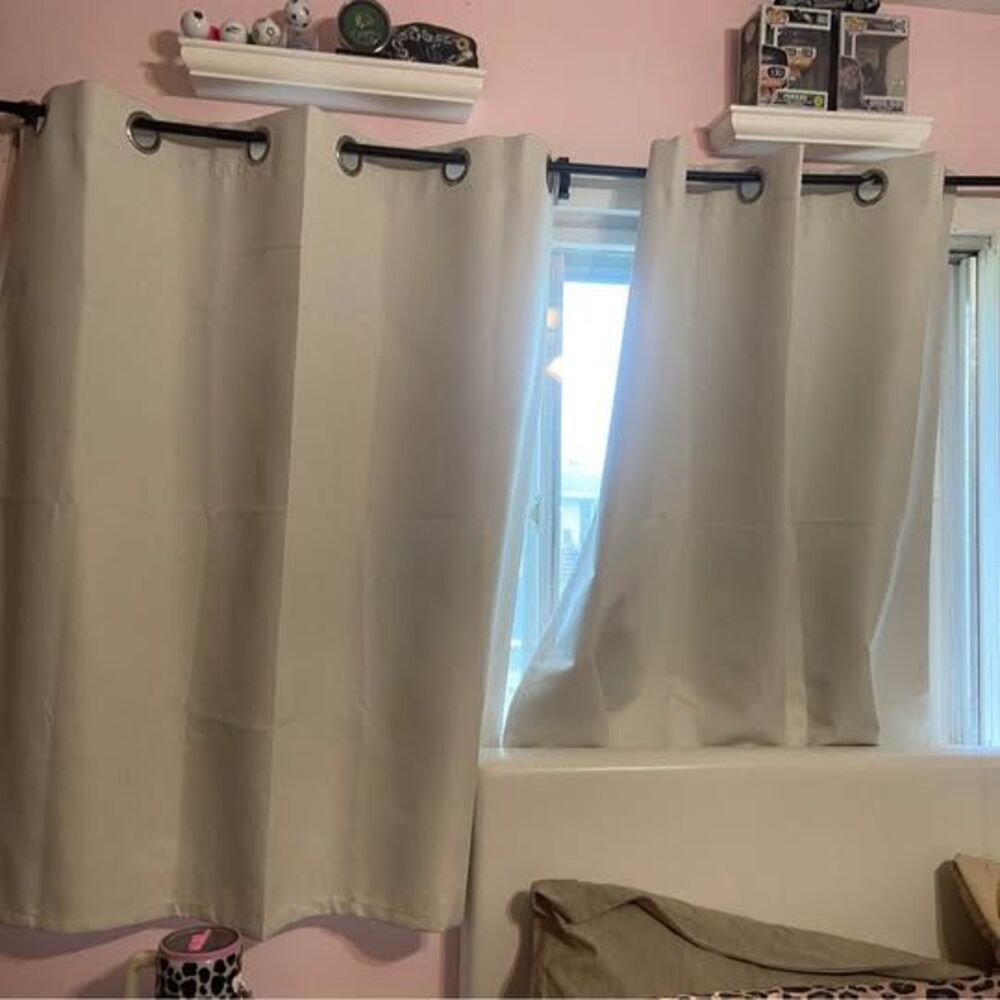 Cream/Beige Curtians about 65Wx46L